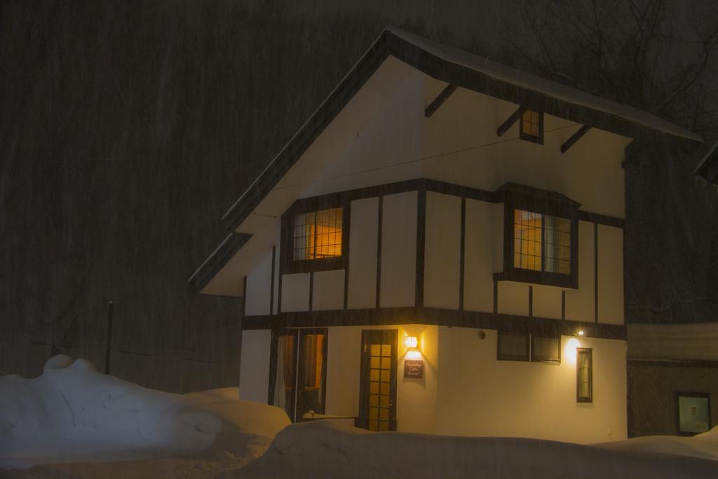 Zen Chalets Hakuba Bagian luar foto