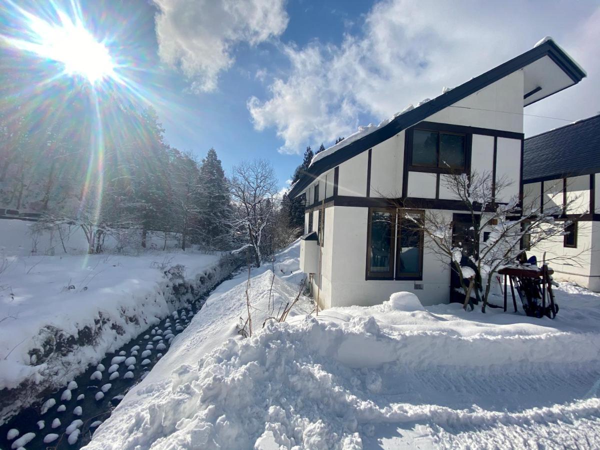 Zen Chalets Hakuba Bagian luar foto